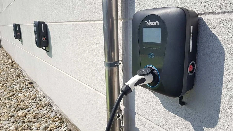 socket home pro wallbox charger
